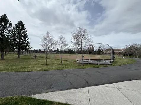 619 SW 15th Street Redmond OR 97756