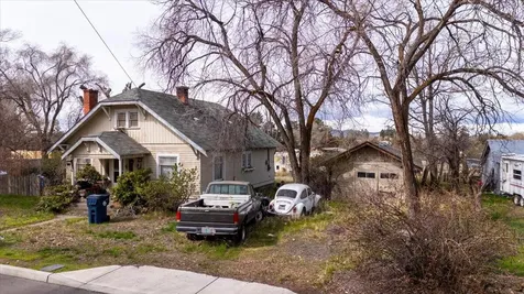 619 SW 15th Street Redmond OR 97756
