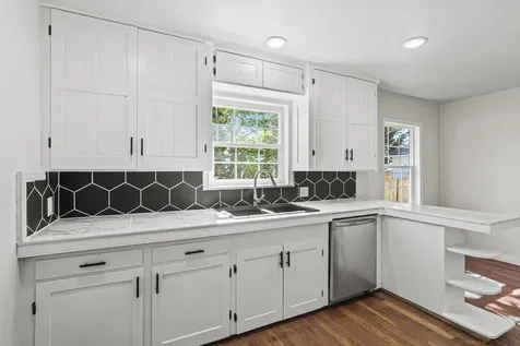 1107 NE A Street Grants Pass OR 97526