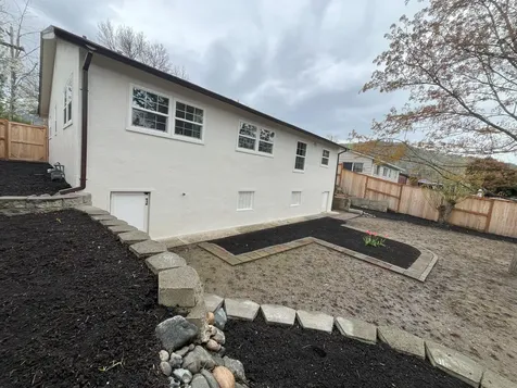1107 NE A Street Grants Pass OR 97526
