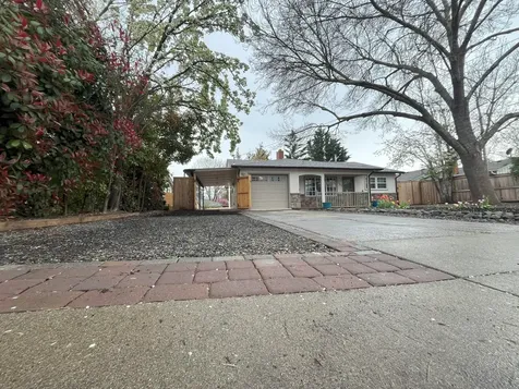 1107 NE A Street Grants Pass OR 97526