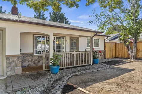 1107 NE A Street Grants Pass OR 97526