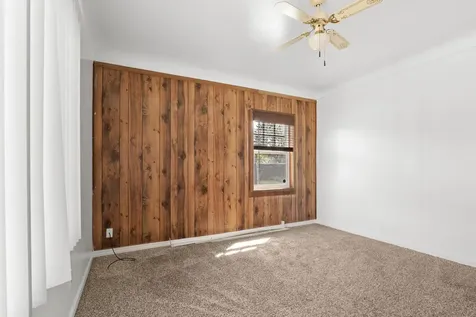 4610 Royal Avenue Eugene OR 97402