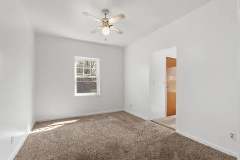 4610 Royal Avenue Eugene OR 97402