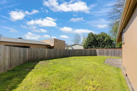 4610 Royal Avenue Eugene OR 97402