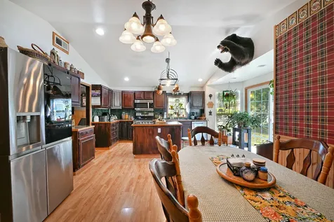 231 Fielder Creek Road Rogue River OR 97537