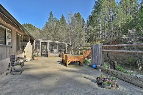 231 Fielder Creek Road Rogue River OR 97537
