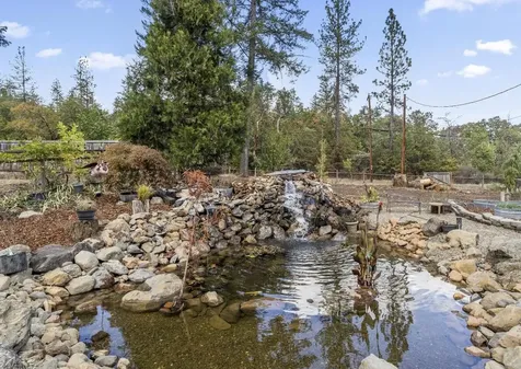 231 Fielder Creek Road Rogue River OR 97537