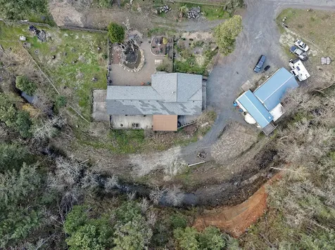 231 Fielder Creek Road Rogue River OR 97537