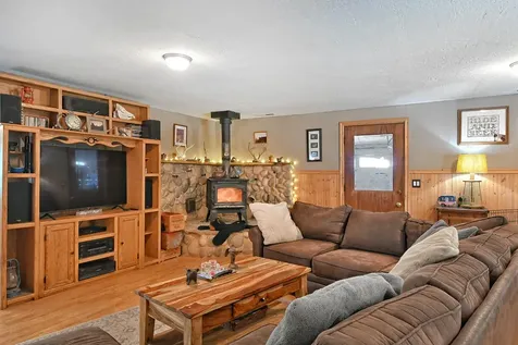 231 Fielder Creek Road Rogue River OR 97537