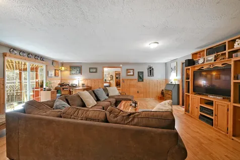 231 Fielder Creek Road Rogue River OR 97537