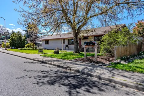 1328 S Oakdale Avenue Medford OR 97501
