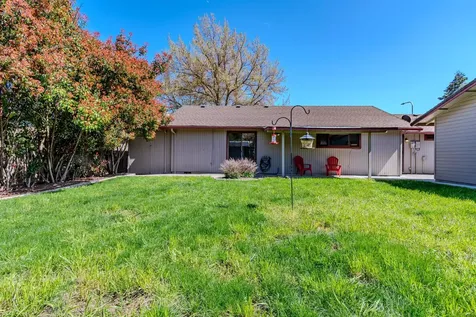 1328 S Oakdale Avenue Medford OR 97501