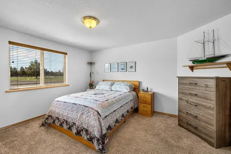13003 SW Peninsula Drive Terrebonne OR 97760