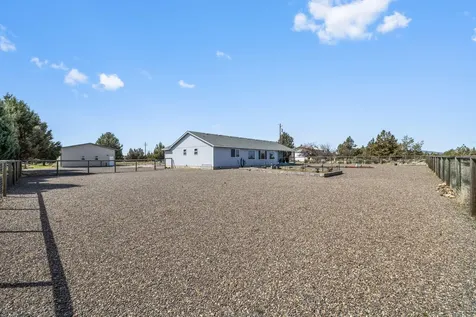 13003 SW Peninsula Drive Terrebonne OR 97760