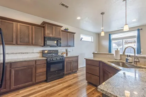 833 NW 26th Way Redmond OR 97756
