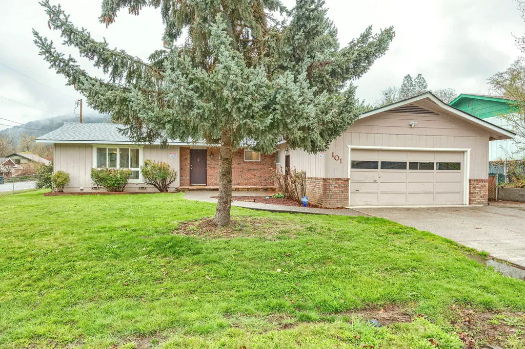 101 Jason Way Grants Pass OR 97527