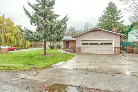 101 Jason Way Grants Pass OR 97527