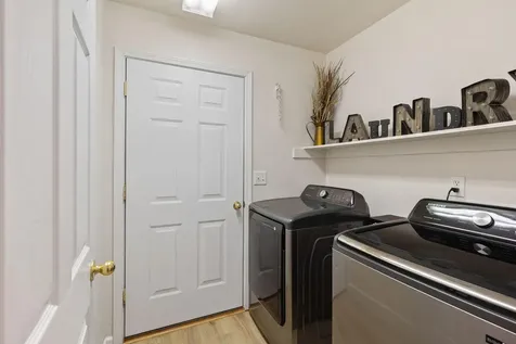 2452 Parkwood Village Lane Central Point OR 97502