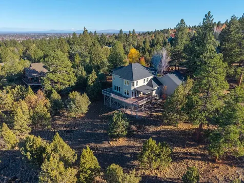 3615 NW Falcon Ridge Bend OR 97703