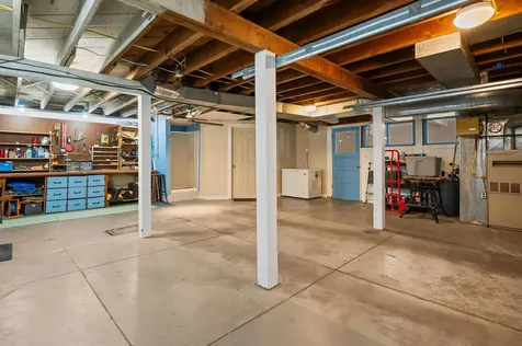 2025 Earle Street Klamath Falls OR 97601