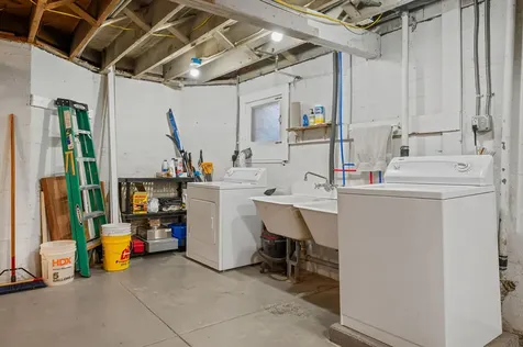 2025 Earle Street Klamath Falls OR 97601