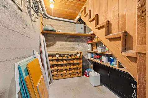 2025 Earle Street Klamath Falls OR 97601
