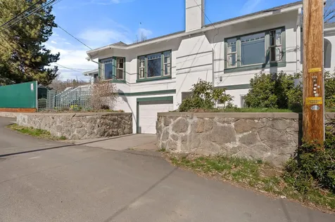 2025 Earle Street Klamath Falls OR 97601