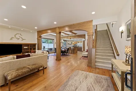 2559 NW Crossing Drive Bend OR 97703