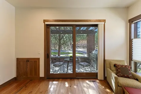 2559 NW Crossing Drive Bend OR 97703