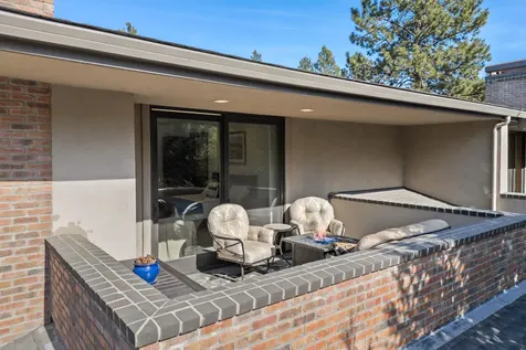 2559 NW Crossing Drive Bend OR 97703