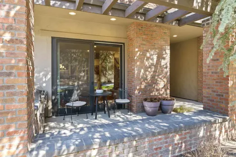 2559 NW Crossing Drive Bend OR 97703
