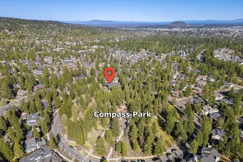 2559 NW Crossing Drive Bend OR 97703