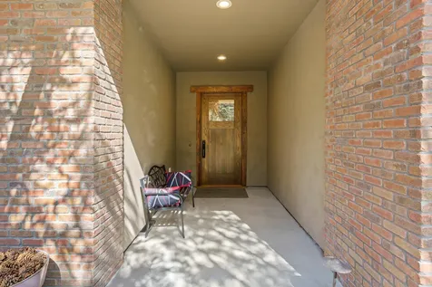 2559 NW Crossing Drive Bend OR 97703