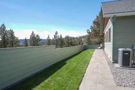 9320 Pipit Court Klamath Falls OR 97601