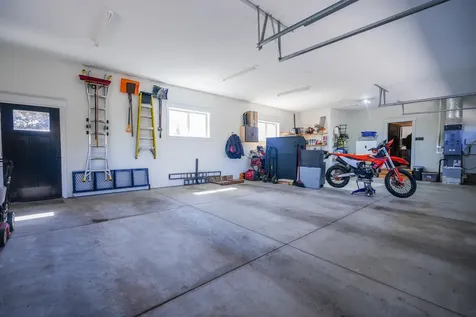 9320 Pipit Court Klamath Falls OR 97601