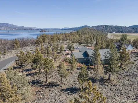 9320 Pipit Court Klamath Falls OR 97601