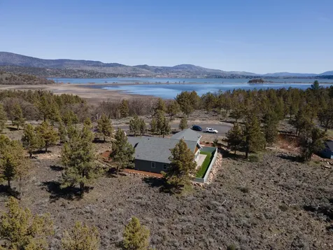 9320 Pipit Court Klamath Falls OR 97601