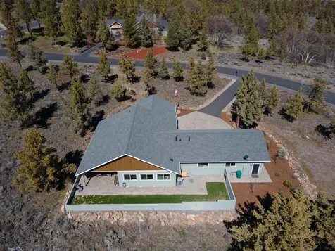 9320 Pipit Court Klamath Falls OR 97601
