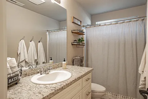 7590 27th Street White City OR 97503