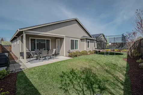 7590 27th Street White City OR 97503