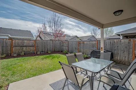 7590 27th Street White City OR 97503