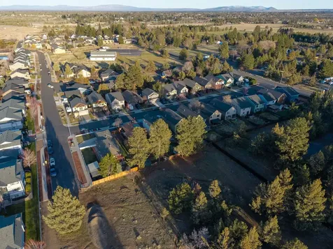 21315 Livingston Drive Bend OR 97701