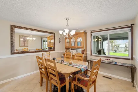 5045 Crestwood Avenue Central Point OR 97502