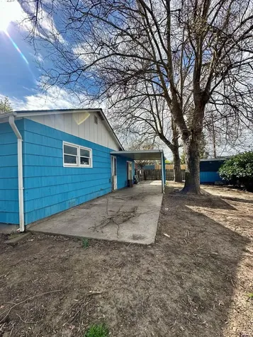 401 Oregon Terrace Medford OR 97504