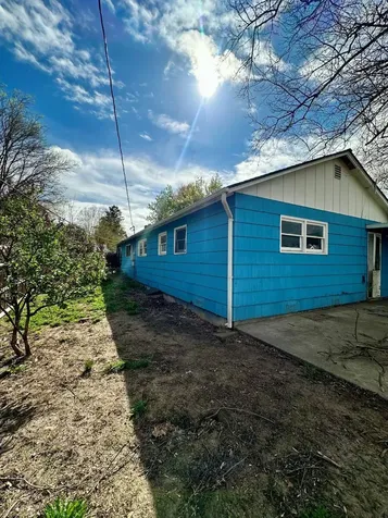401 Oregon Terrace Medford OR 97504