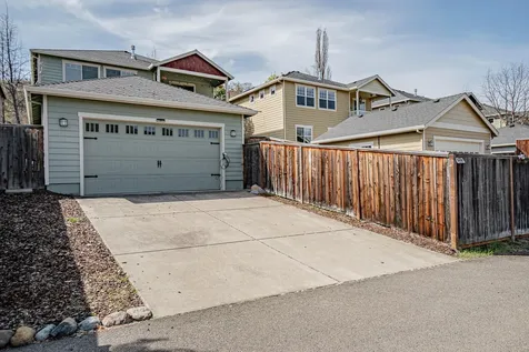 4691 Hathaway Drive Medford OR 97504
