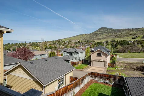 4691 Hathaway Drive Medford OR 97504