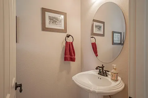 4691 Hathaway Drive Medford OR 97504