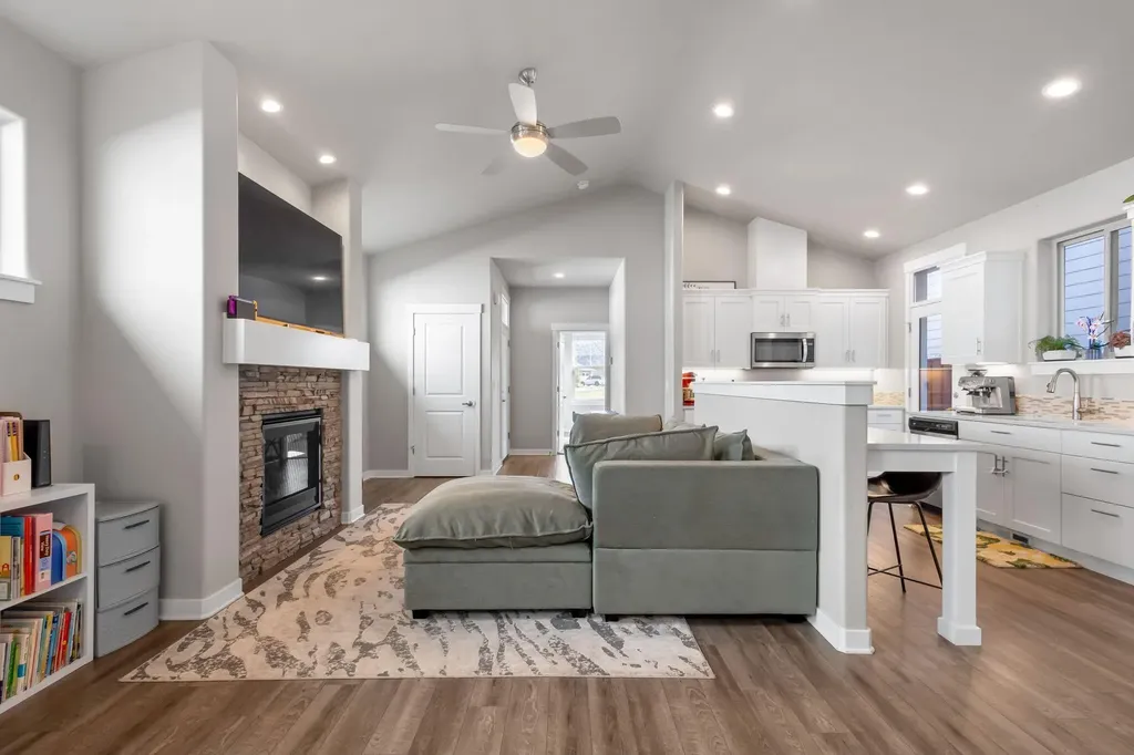 1387 NE Barney Street Prineville OR 97754